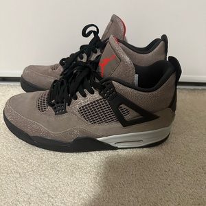 Jordan 4 taupe haze